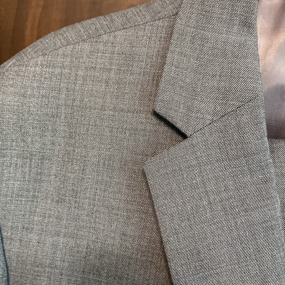 Grey Ralph Lauren 48 R suit - Picture 2 of 9